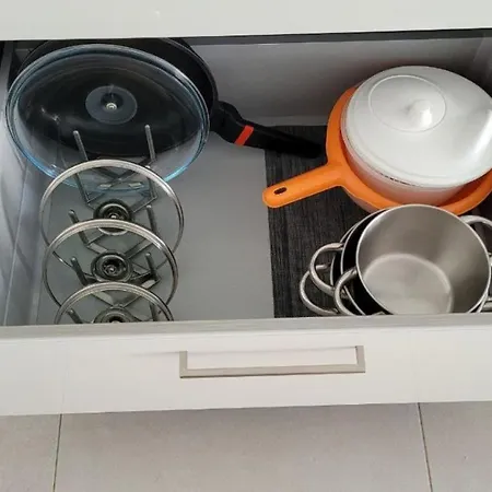 Hola Happy Hols 公寓 阿德耶