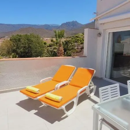 Hola Happy Hols 阿德耶